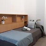 ホステル Residencia Universitaria Resa Campus De Montilivi
