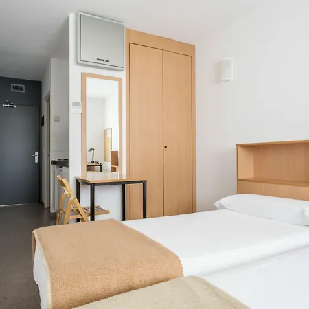 Residencia Universitaria Resa Campus De Montilivi