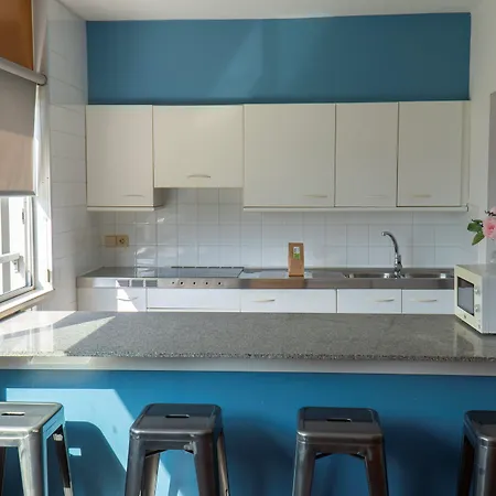 Residencia Universitaria Resa Campus De Montilivi Auberge de jeunesse *