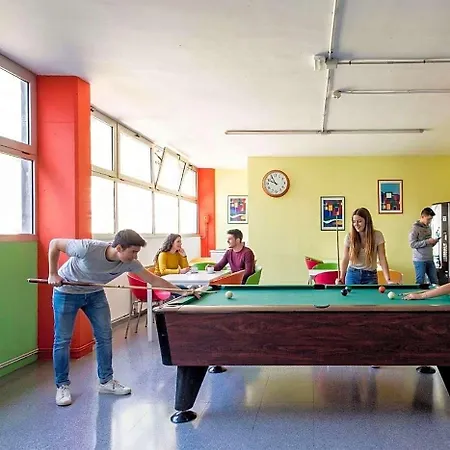 بيت شباب Residencia Universitaria Resa Campus De Montilivi