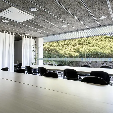 Residencia Universitaria Resa Campus De Montilivi Ostello