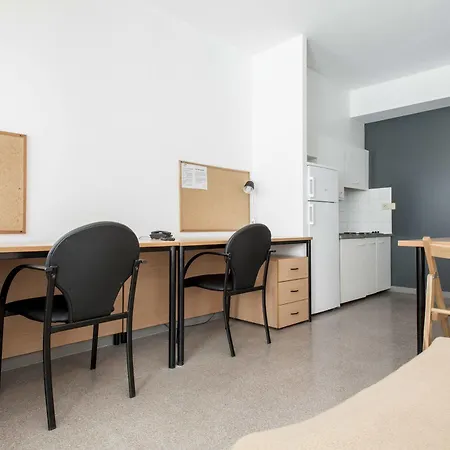 Residencia Universitaria Resa Campus De Montilivi Auberge de jeunesse Gérone