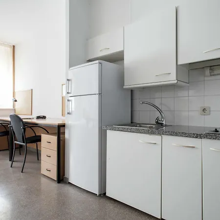 Residencia Universitaria Resa Campus De Montilivi Hostal Gerona