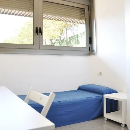 بيت شباب Residencia Universitaria Resa Campus De Montilivi *