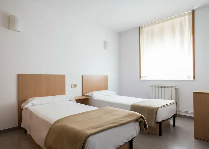 Hostel Residencia Universitaria Resa Campus De Montilivi Gerona