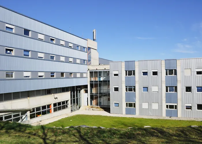 بيت شباب Residencia Universitaria Resa Campus De Montilivi *