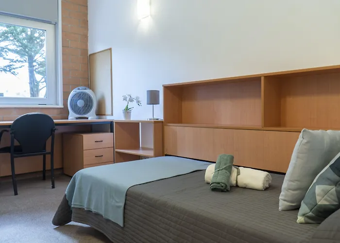 Hostel Residencia Universitaria Resa Campus De Montilivi