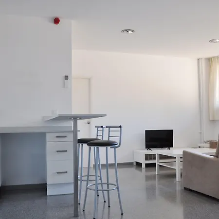 Residencia Universitaria Resa Campus De Montilivi Vandrarhem